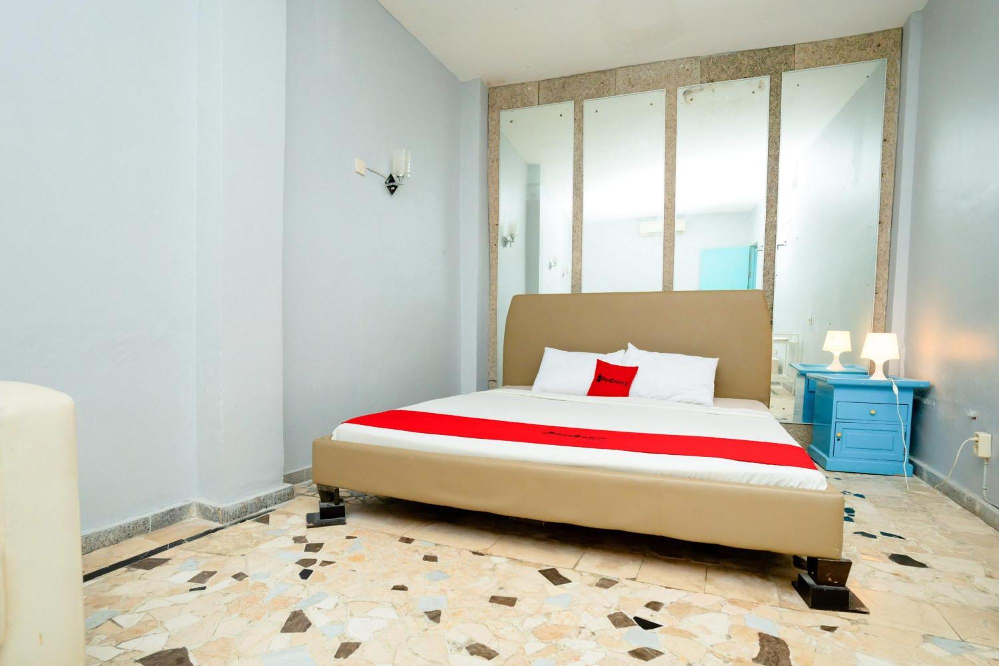 Reddoorz Near Rsud Kota Mataram Hotel Exterior photo