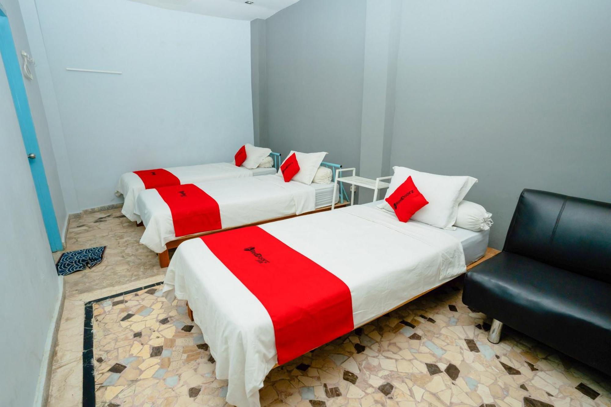Reddoorz Near Rsud Kota Mataram Hotel Exterior photo