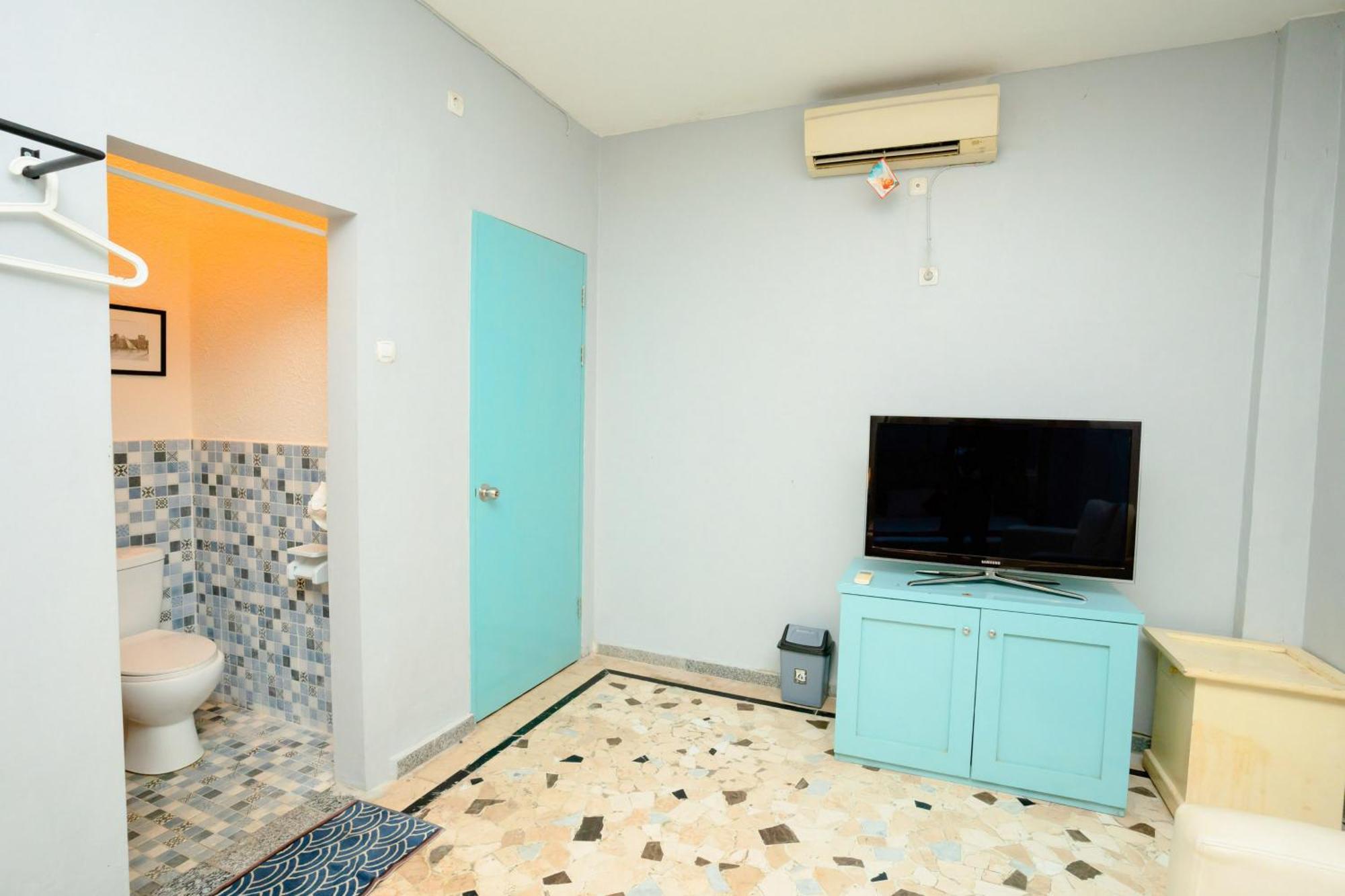 Reddoorz Near Rsud Kota Mataram Hotel Exterior photo
